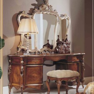 Figura Meja Rias Mewah Bedroom Villa Hotel Bali Canggu